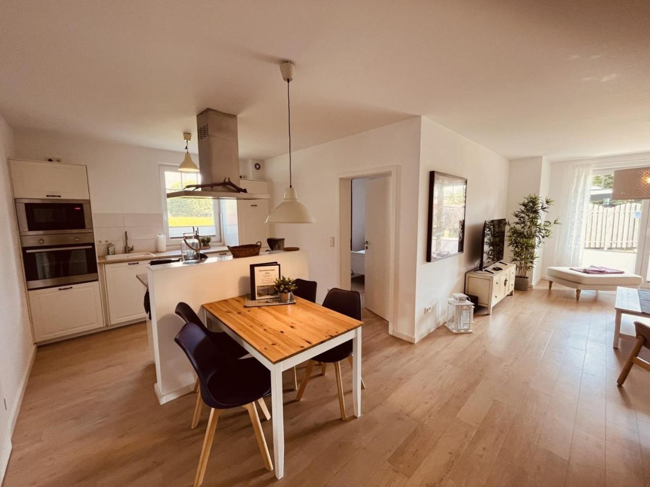Ferienwohnung Art In Born Exterior photo